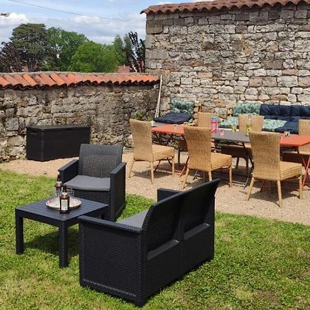 Maison De Charme Avec Jardin Cousance Exteriör bild