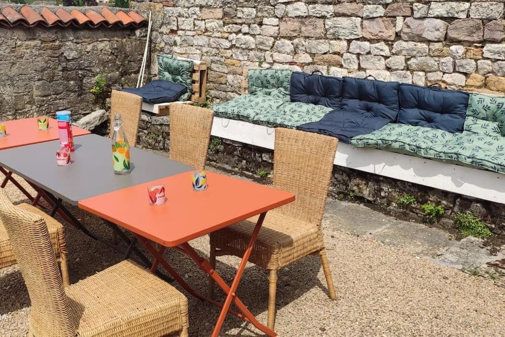 Maison De Charme Avec Jardin Cousance Exteriör bild
